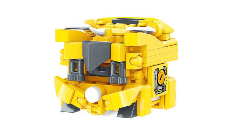 Qman Horned Dinosaur with a Trenchant Edge