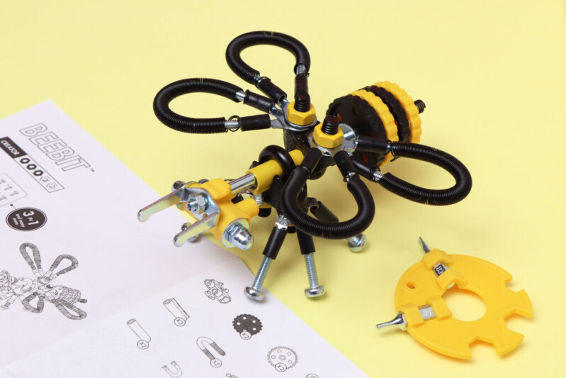 The OffBits stavebnice Včela Bit