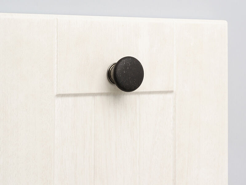 Knop Victoria staročerná