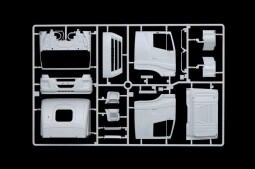 Italeri 3869 IVECO Stralis