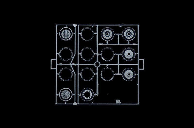 Italeri 3869 IVECO Stralis