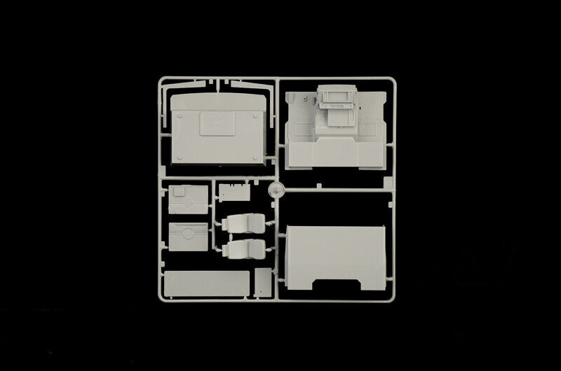 Italeri 3945 Volvo F16 Globetrotter Canavas