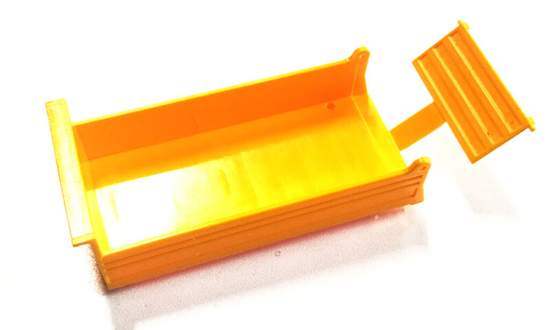 MS Scania Korba žlutá