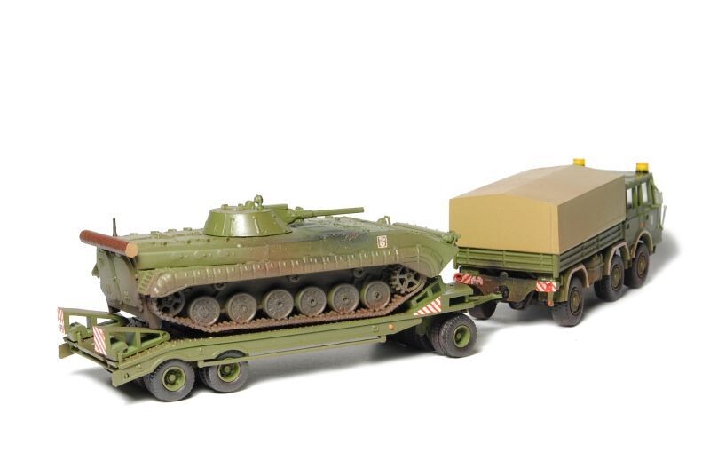 SDV Tatra 813 6×6 TP, P-32, BVP-1 1:87