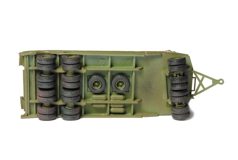 SDV Podvalník P-32 vojenský 1:87