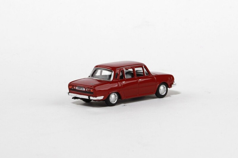 Abrex Škoda 110L 1:72 Červená Rubínová