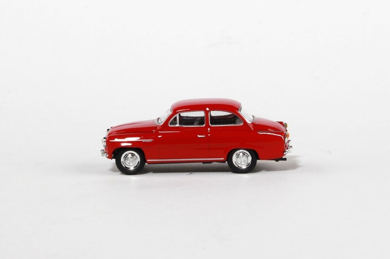 Abrex Škoda Octavia (1963) 1:72 Červená Tmavá