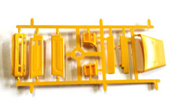 MS Mercedes Actros Kabina a kapotáž žlutá