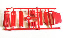 MS Mercedes Actros Kabina a kapotáž červená