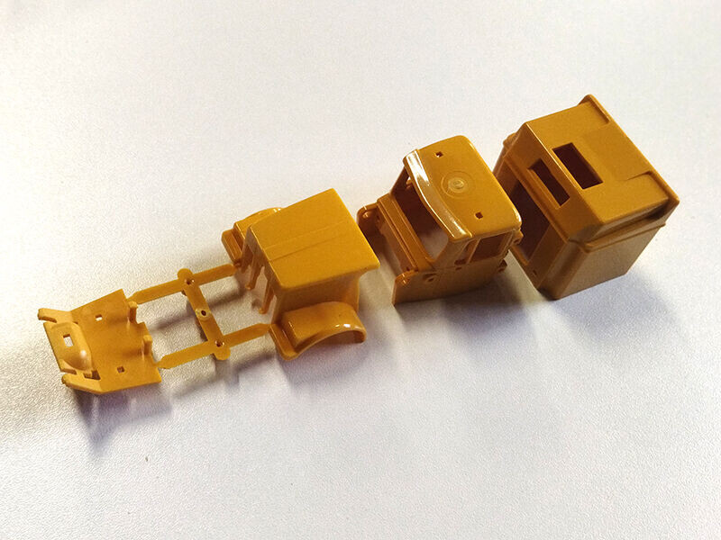 Kabina Western Star žlutá