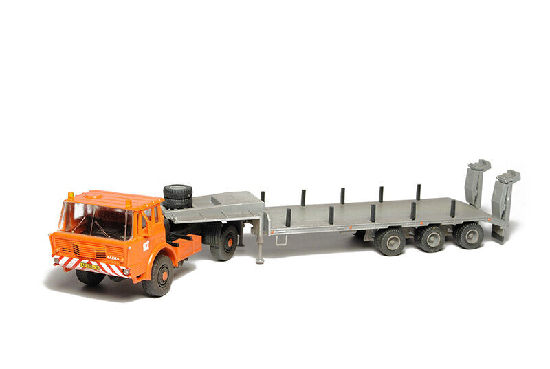 SDV Tatra 813 4×4 NT, podvalník N25.31 1:87