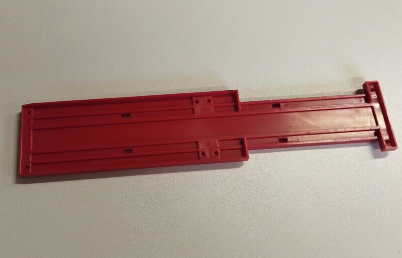 Spodek návěsu na cisternu červený 