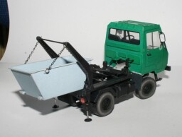 IFA Multicar M25 - nosič kontejnerů