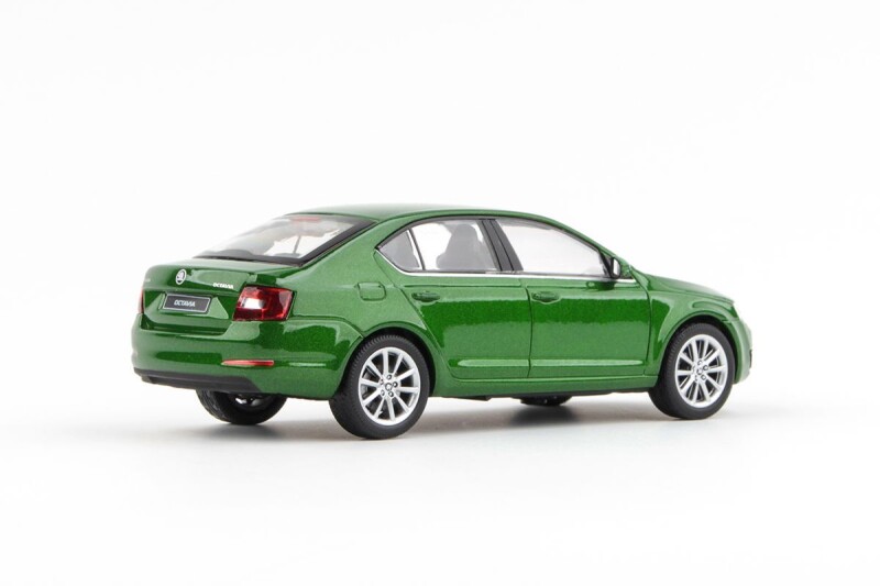 Abrex Škoda Octavia III 1:43 Zelená Rallye Metalíza