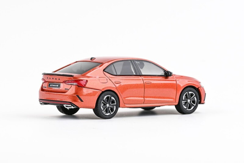 Abrex Škoda Octavia IV RS 1:43 Oranžová Tangerine Metalíza