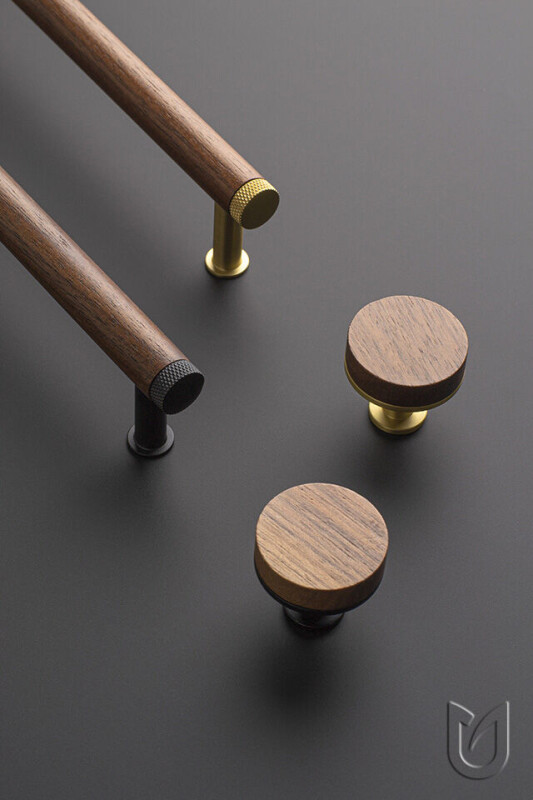 Úchytka Mewo 160 ořech černá matná