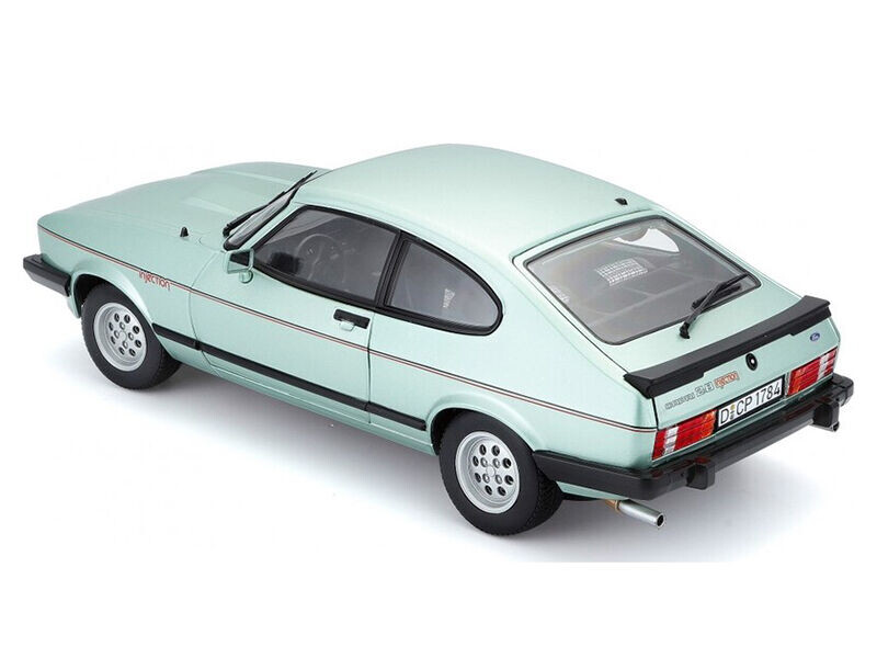 Bburago Ford Capri 1982 1:24 Light green
