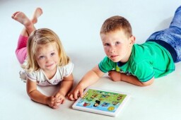 Mravenečkův tablet plast 30x20x2cm na baterie