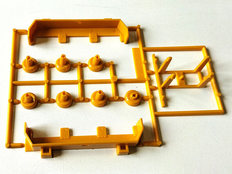 Blatníky návěs žlutá II