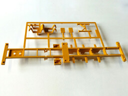 Rám návěsu tmavě žlutý 