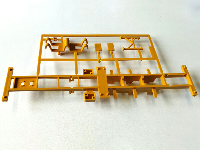 Rám návěsu tmavě žlutý 