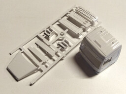 Kabina Kapotáž Mercedes Actros bílá