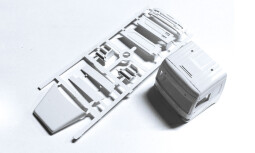 MS Mercedes Actros Kabina a kapotáž bílá