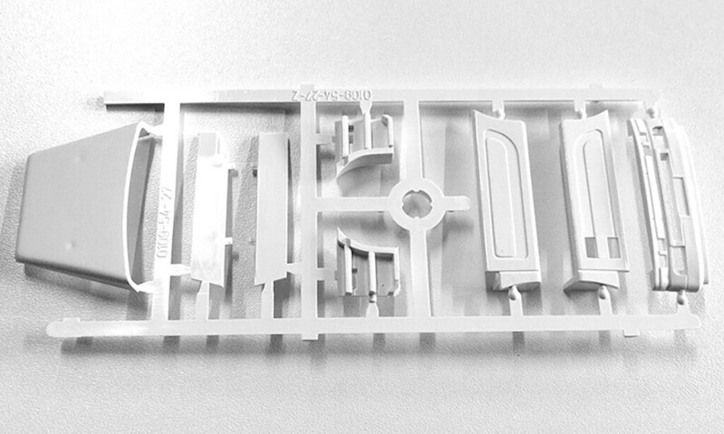 MS Mercedes Actros Kabina a kapotáž bílá