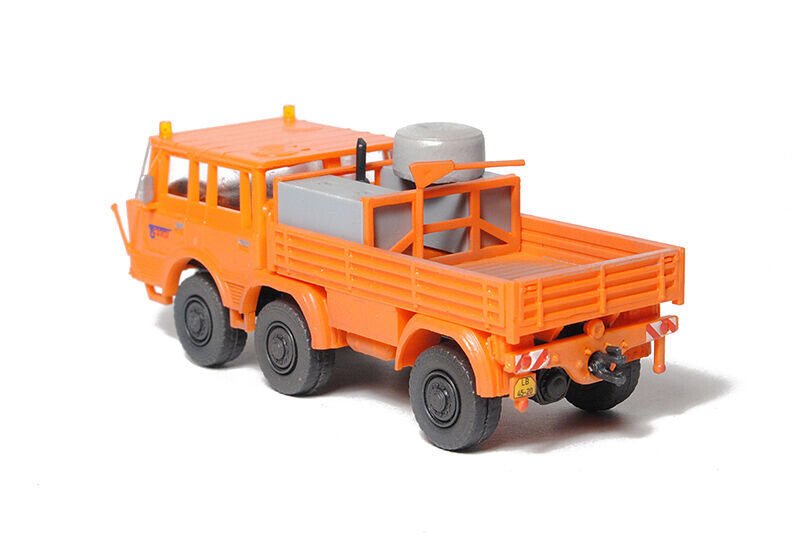 SDV Tatra 813 6×6 TP ČSAD 1:87